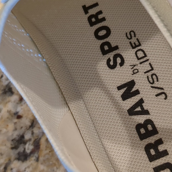 Slip-ons - Picture 2 of 5